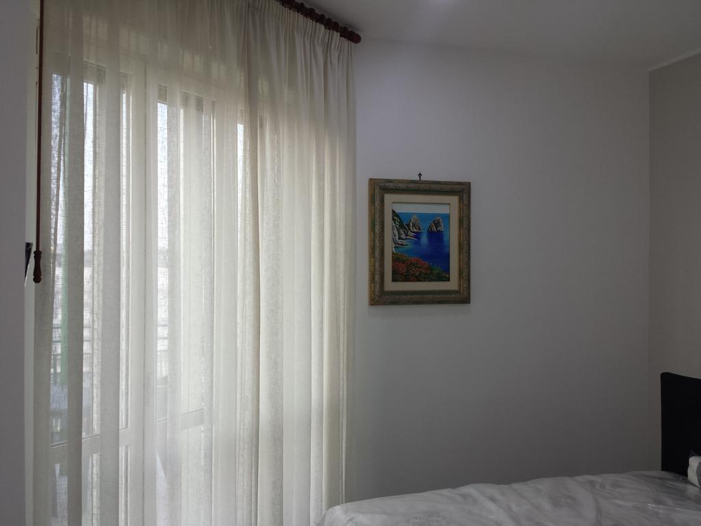 Floor Rentrooms Guest house